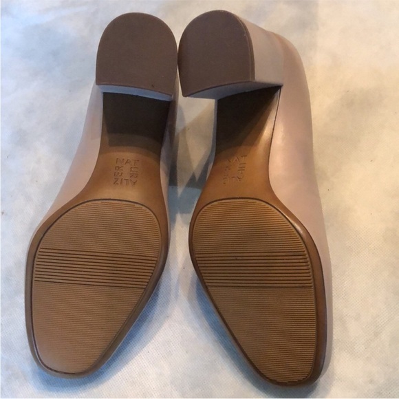 Naturalizer Classic Chunky heel leather pumps - Picture 12 of 12